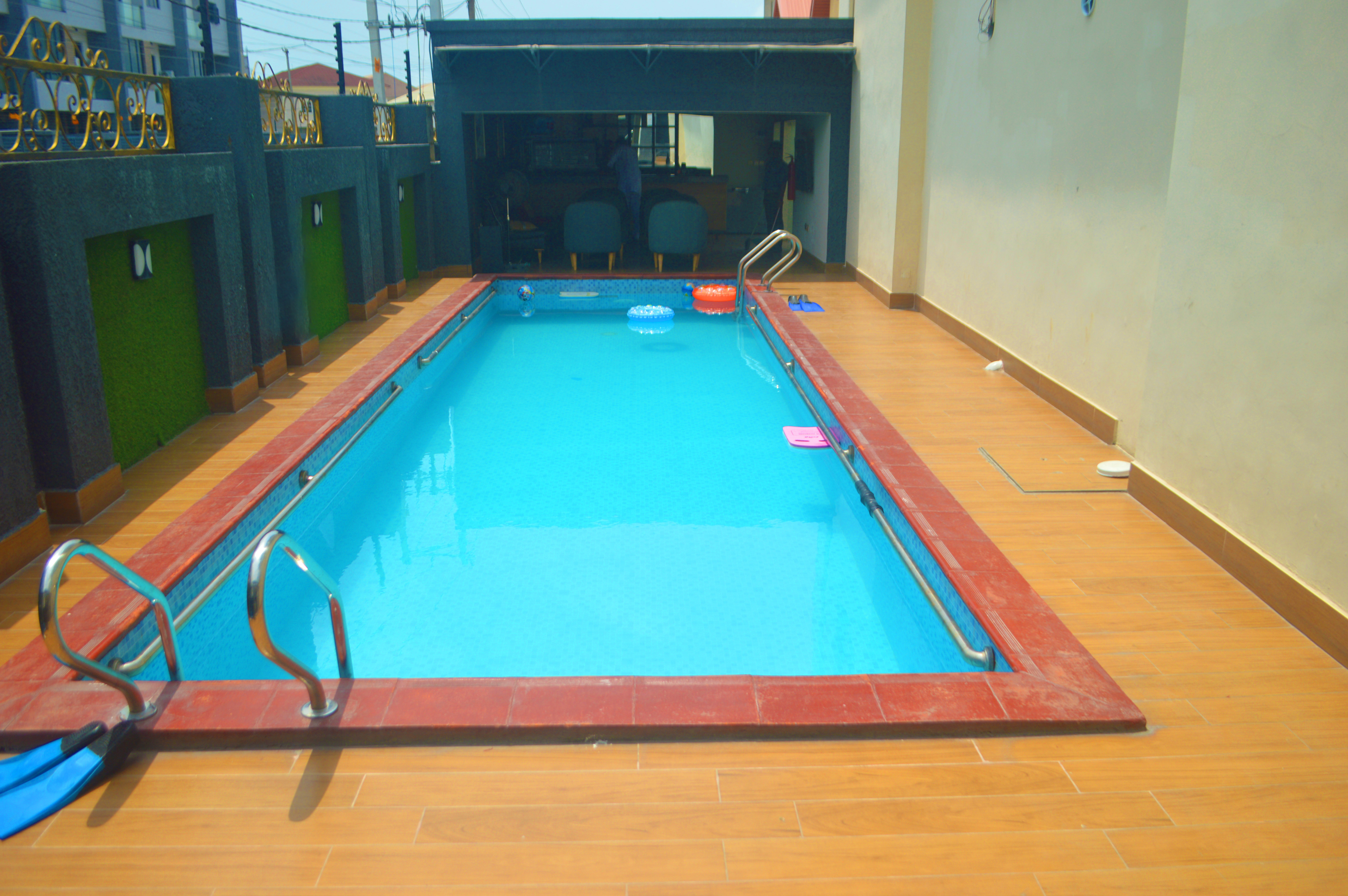 pool